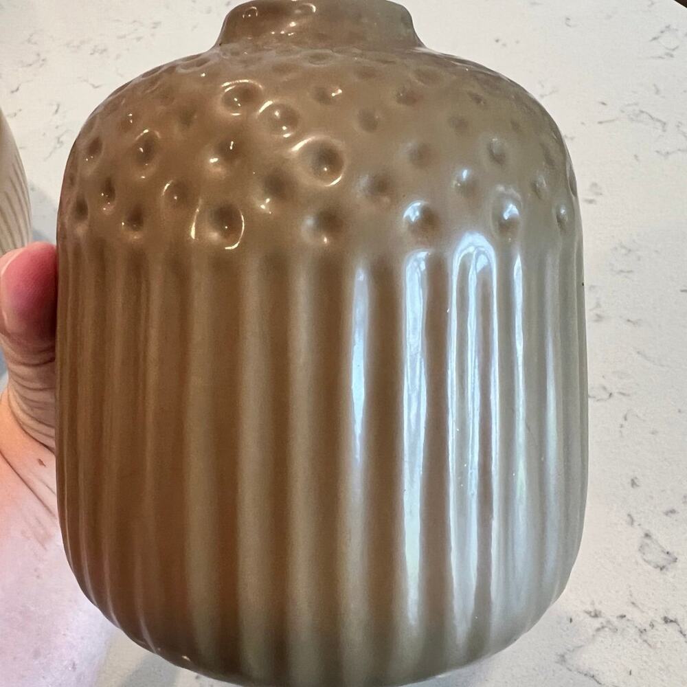 Small Vase - Picture 4 of 7